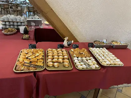 Буфетный формат, который дополняет основное питание.